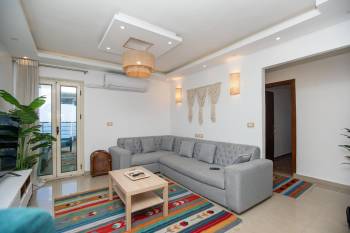 Three-Bedroom Apartment - Panoramic Sea View with Terrace2