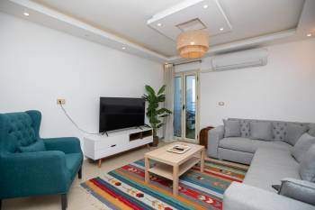 Three-Bedroom Apartment - Panoramic Sea View with Terrace8