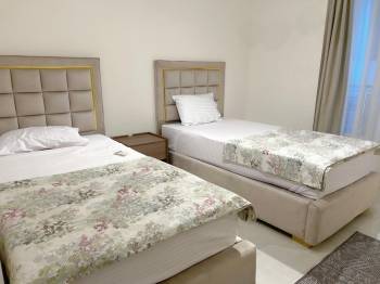 Three-Bedroom Apartment - Corner Sea View11