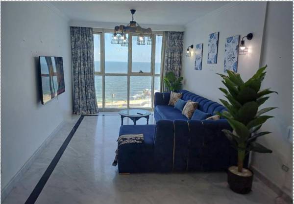 Two-Bedroom Apartment with Balcony and Sea View