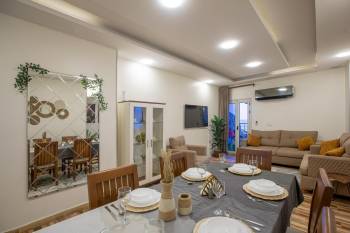 Three-Bedroom Apartment - Panoramic Sea View with Terrace8