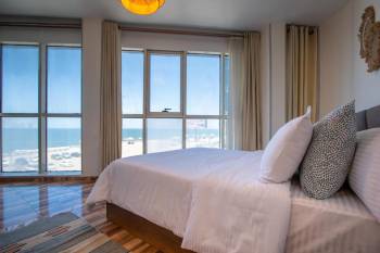 Three-Bedroom Apartment - Panoramic Sea View with Terrace24