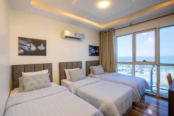 Three-Bedroom Apartment - Panoramic Sea View with Terrace26