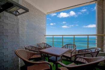 Three-Bedroom Deluxe Apartment With Sea View50