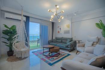 Three-Bedroom Deluxe Apartment With Sea View3