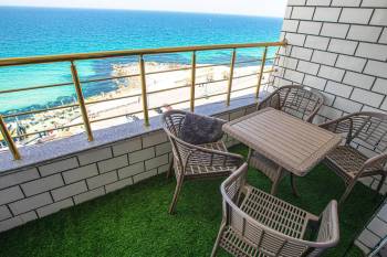 Three-Bedroom Deluxe Apartment With Sea View5